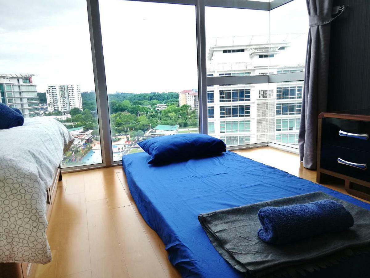 Ara Damansara Oasis Residence, Specious Home 4-8Pax, 8Min Subang Airport, 10Min Sunway Petaling Jaya Exterior photo