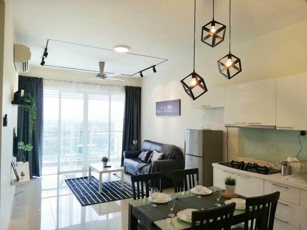 Ara Damansara Oasis Residence, Specious Home 4-8Pax, 8Min Subang Airport, 10Min Sunway Petaling Jaya Exterior photo